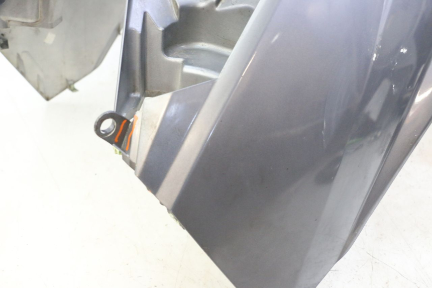 photo de CARENADO FRONTAL PEUGEOT SATELIS 250 (2006 - 2012) - Detalle de la pieza