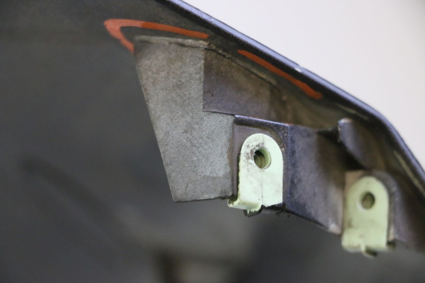 photo de CARENADO FRONTAL PEUGEOT SATELIS 125 (2006 - 2009) - Detalle de la pieza