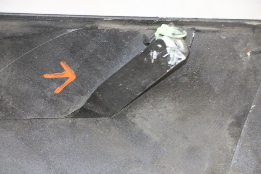 photo de CARENADO FRONTAL PEUGEOT SATELIS 125 (2006 - 2009) - Primer plano de alta resolución