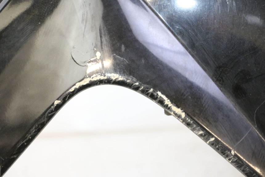 photo de CARENADO FRONTAL PEUGEOT SATELIS 125 (2006 - 2009) - Detalle de la pieza