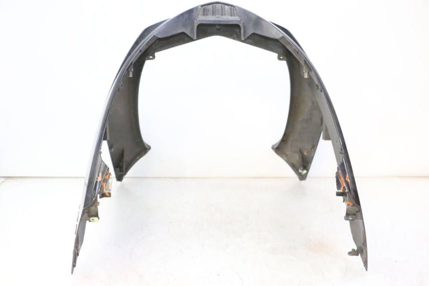 photo de CARENADO FRONTAL PEUGEOT SATELIS 125 (2006 - 2009) - Detalles de los puntos de fijación