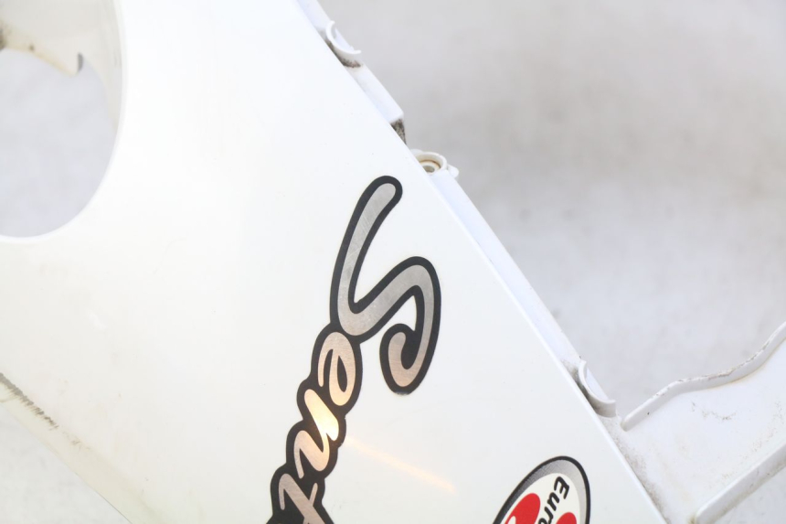 photo de FRENTE. KYMCO SENTO 100 (2008 - 2013) - Zoom sobre los componentes