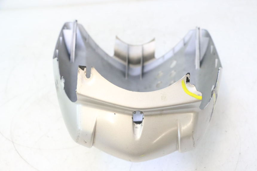 photo de CARENADO FRONTAL YAMAHA SLIDER 50 (1999 - 2004) - Detalles de los puntos de fijación