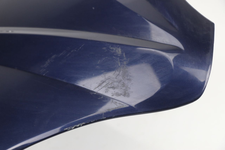 photo de CARENADO FRONTAL PEUGEOT SUM UP 125 (2008 - 2013) - Zoom sobre los componentes