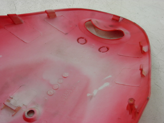 photo de CARENADO FRONTAL SUPERIOR BAOTIAN TRAVEL SPIRIT 50 (2010 - 2012) - Estado de la superficie y material