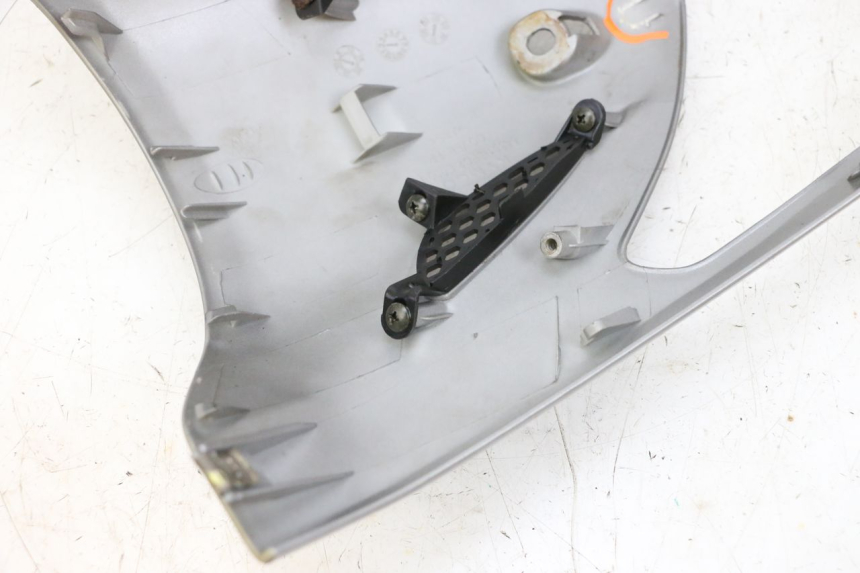 photo de CARENADO FRONTAL SUPERIOR KYMCO AGILITY CITY 4T 50 (2008 - 2016) - Otra perspectiva