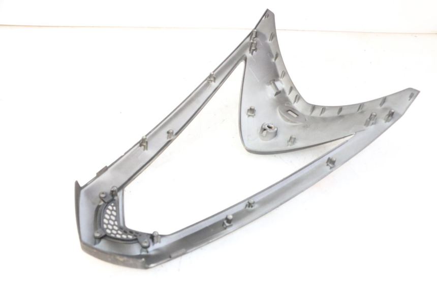 photo de CARENADO FRONTAL SUPERIOR KYMCO AGILITY NAKED RENOUVO 2T 50 (2011 - 2018) - Estado de la superficie y material