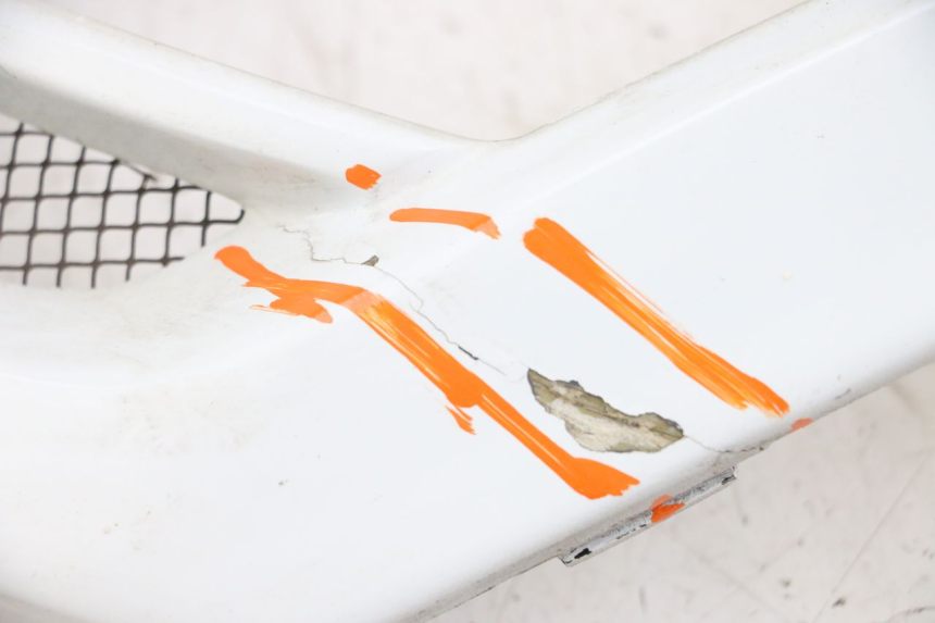 photo de CARENADO FRONTAL SUPERIOR KYMCO AGILITY RS 4T 50 (2009 - 2013) - Estado de la superficie y material