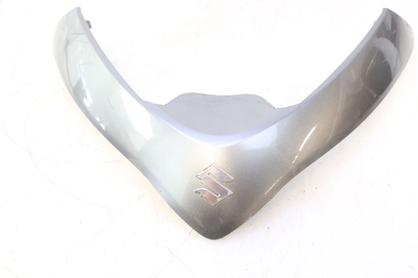 photo de CARENADO FRONTAL SUPERIOR SUZUKI BURGMAN 125 (2007 - 2014) - Marcados y referencias originales