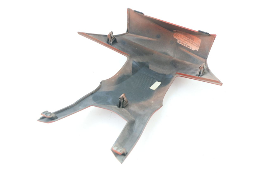 photo de CARENADO FRONTAL SUPERIOR BMW C SPORT 650 (2015 - 2021) - Zoom estado de uso