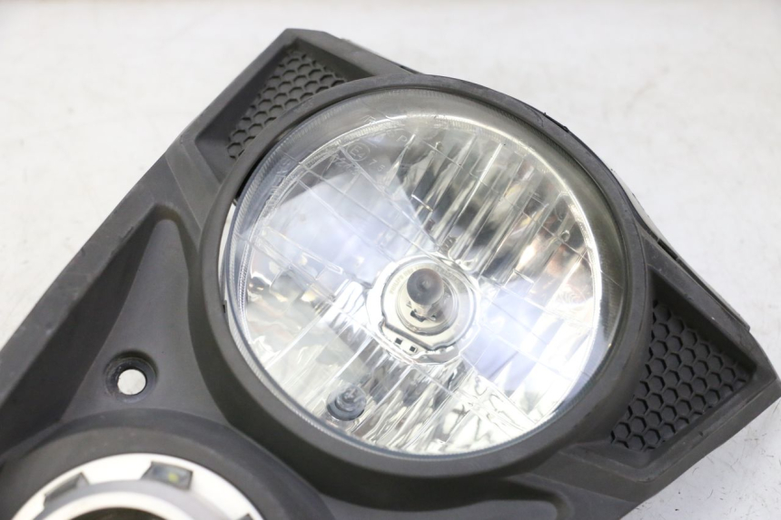 photo de FRENTE SUPERIOR SYM CROX 4T 50 (2016 - 2023) - Zoom estado de uso