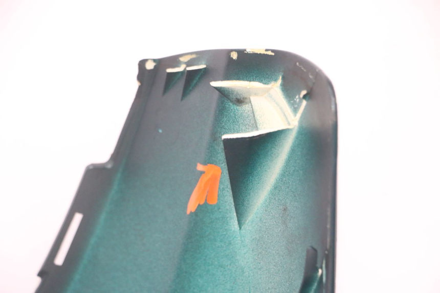 photo de CARENADO FRONTAL SUPERIOR PEUGEOT ELYSEO 125 (1999 - 2004) - Estado de la superficie y material