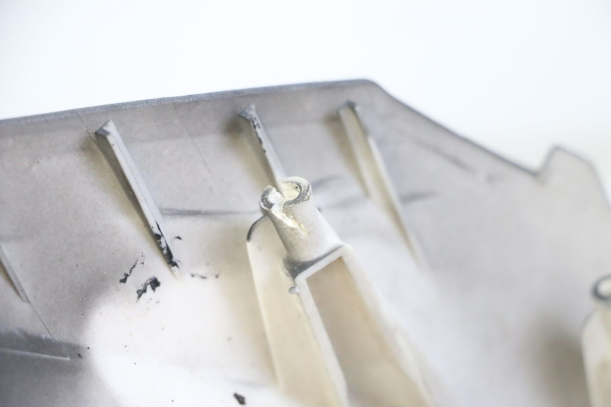 photo de CARENADO FRONTAL SUPERIOR JM MOTORS EVOLIS 4T 50 (2018 - 2022) - Zoom estado de uso