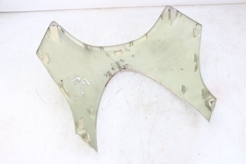 photo de CARENADO FRONTAL SUPERIOR HONDA NES AROBASE 125 (2000 - 2003) - Primer plano técnico