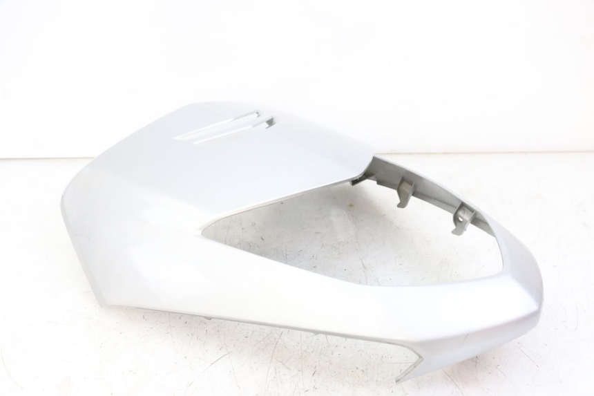 photo de CARENADO FRONTAL SUPERIOR HONDA SCV LEAD 100 (2003 - 2007) - Detalles de los puntos de fijación