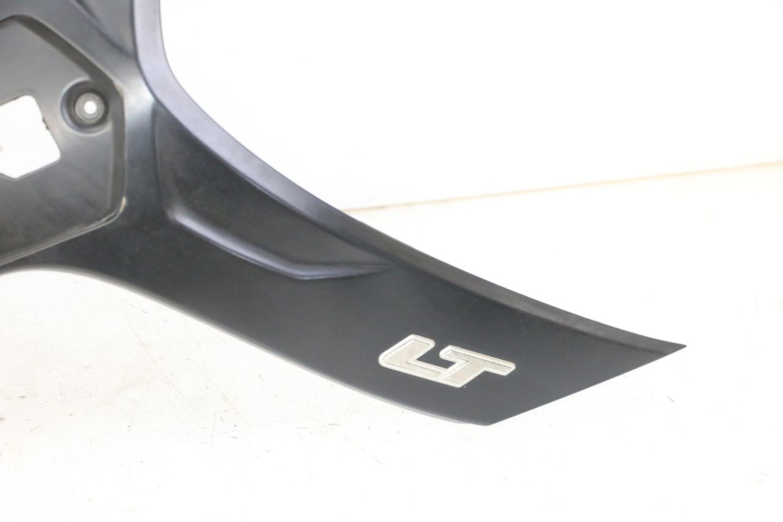 photo de CARENADO FRONTAL SUPERIOR PIAGGIO IE MP3 YOURBAN 300 (2011 - 2016) - Detalles de los puntos de fijación