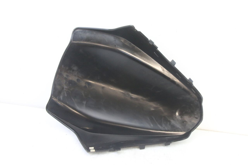 photo de CARENADO FRONTAL SUPERIOR SYM JET 14 4T 50 (2018 - 2022) - Detalles de los puntos de fijación