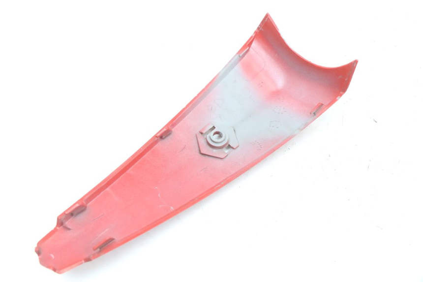 photo de CARENADO FRONTAL SUPERIOR PIAGGIO LIBERTY 4T 50 (2018 - 2021) - Primer plano técnico