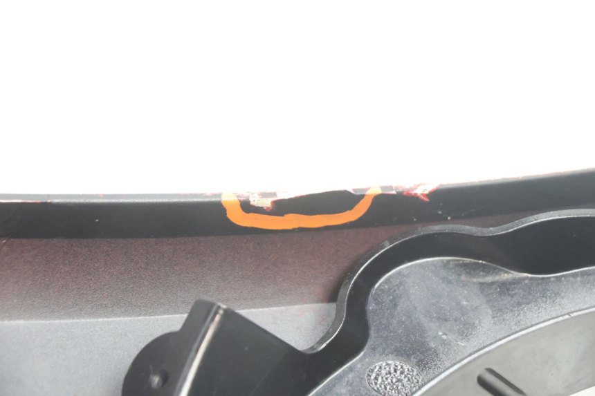 photo de CARENADO FRONTAL SUPERIOR PEUGEOT LUDIX BLASTER 50 (2006 - 2014) - Estado de la superficie y material