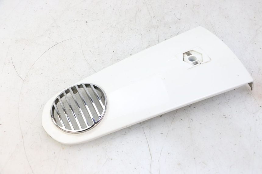 photo de CARENADO FRONTAL SUPERIOR PIAGGIO LXV 4T 50 (2009 - 2013) - Primer plano técnico