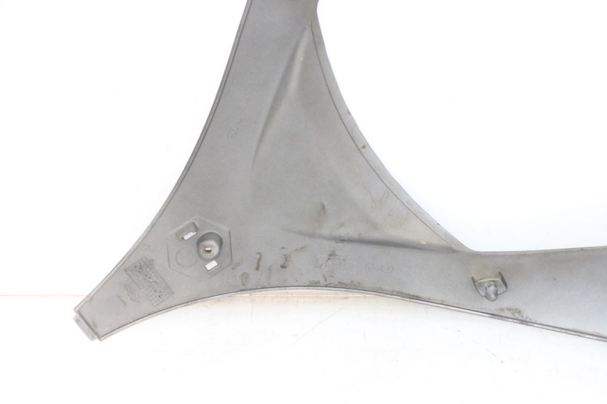 photo de FRENTE SUPERIOR PIAGGIO MP3 LT 400 (2007 - 2012) - Otra perspectiva