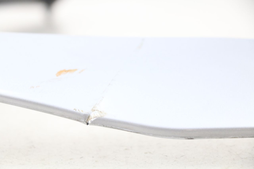 photo de FRENTE SUPERIOR PIAGGIO MP3 125 (2006 - 2014) - Estado de la superficie y material