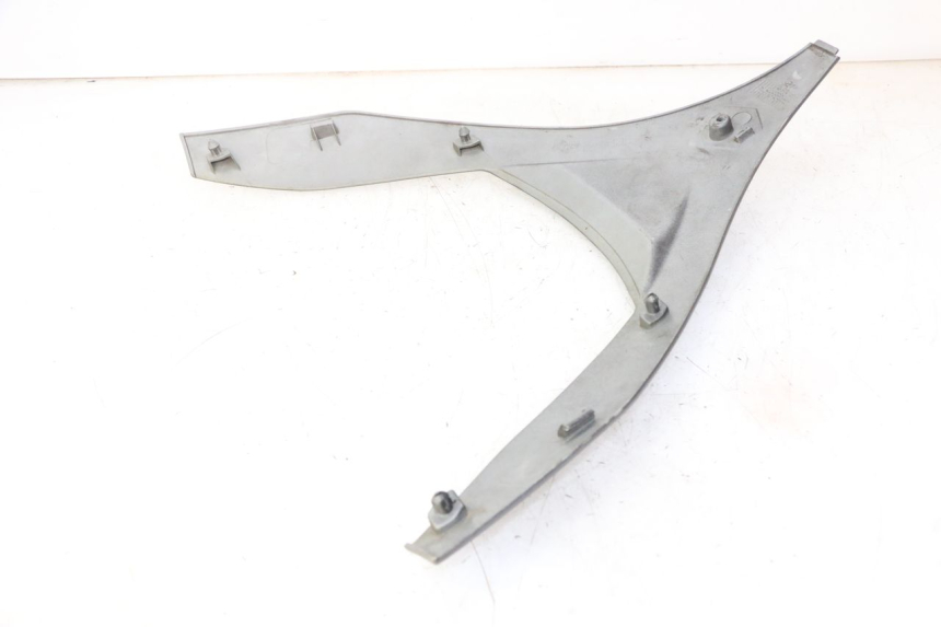 photo de FRENTE SUPERIOR PIAGGIO MP3 500 (2011 - 2015) - Detalle de la pieza