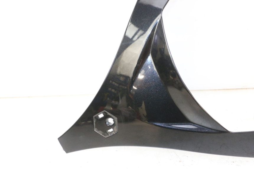 photo de FRENTE SUPERIOR PIAGGIO MP3 125 (2006 - 2014) - Estado de la superficie y material