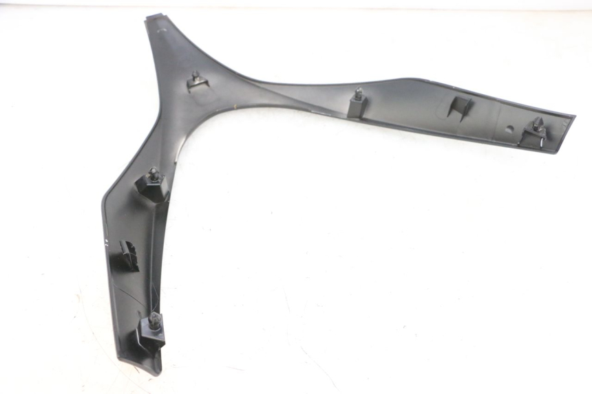 photo de CARENADO FRONTAL SUPERIOR PIAGGIO MP3 500 (2016 - 2018) - Vista general del producto