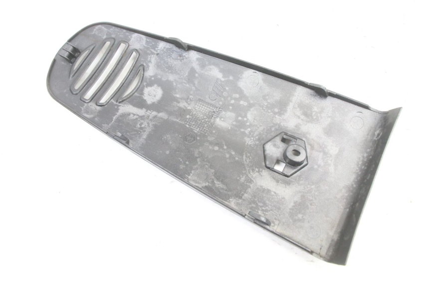 photo de FRENTE SUPERIOR PIAGGIO VESPA GRANTURISMO 125 (2003 - 2007) - Vista general del producto