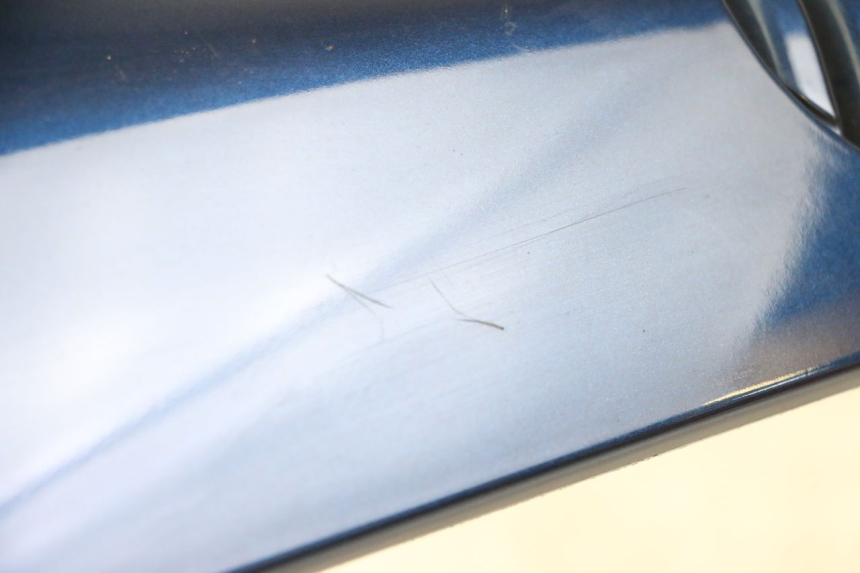 photo de CARENADO FRONTAL SUPERIOR PIAGGIO VESPA LX 150 (2005 - 2013) - Zoom estado de uso