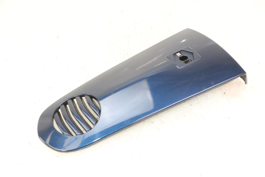 photo de CARENADO FRONTAL SUPERIOR PIAGGIO VESPA LX 150 (2005 - 2013) - Estado de la superficie y material