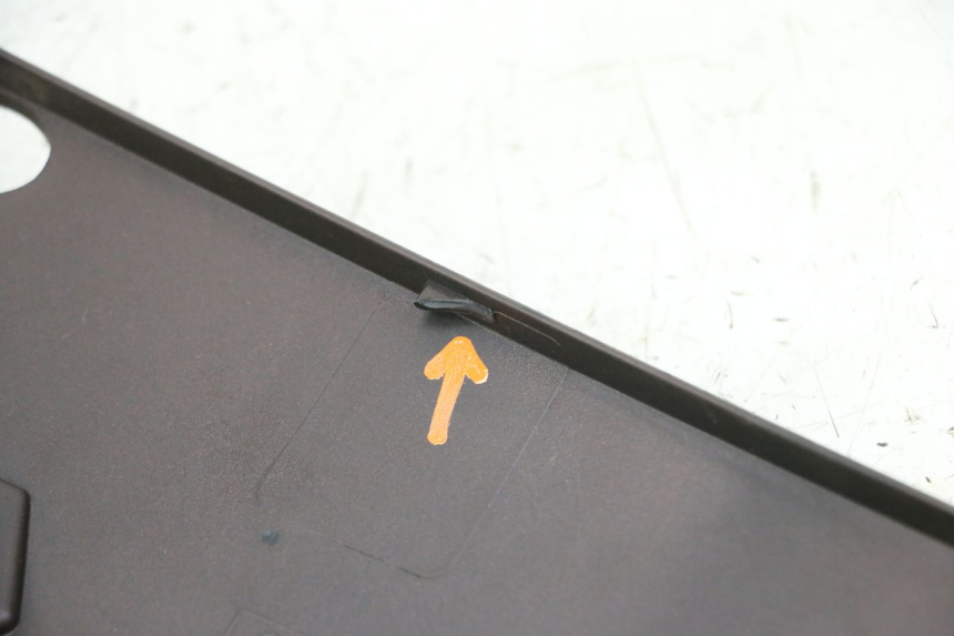 photo de CARENADO FRONTAL SUPERIOR PIAGGIO VESPA LX IE 125 (2010 - 2012) - Vista general del producto