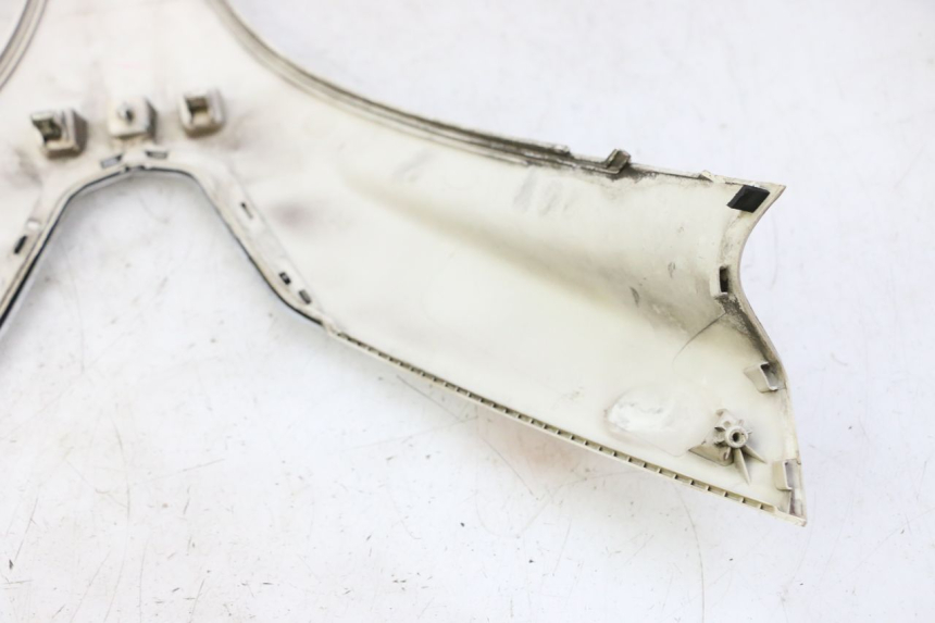 photo de FRENTE SUPERIOR PEUGEOT SATELIS 125 (2010 - 2012) - Otra perspectiva