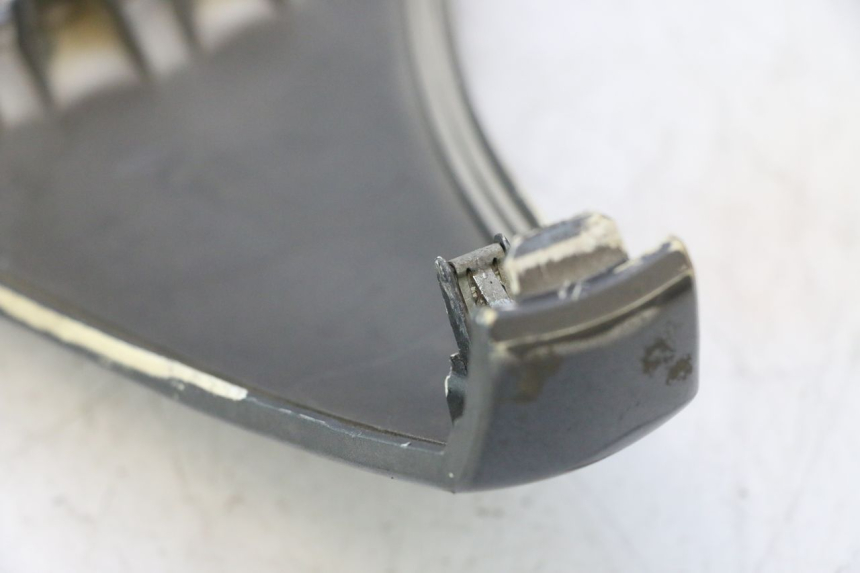 photo de CARENADO FRONTAL SUPERIOR PEUGEOT SATELIS 125 (2013 - 2018) - Primer plano técnico