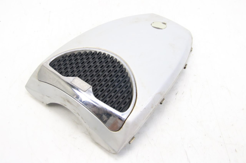 photo de FRENTE SUPERIOR APRILIA SCARABEO 4T 50 (2009 - 2017) - Zoom estado de uso