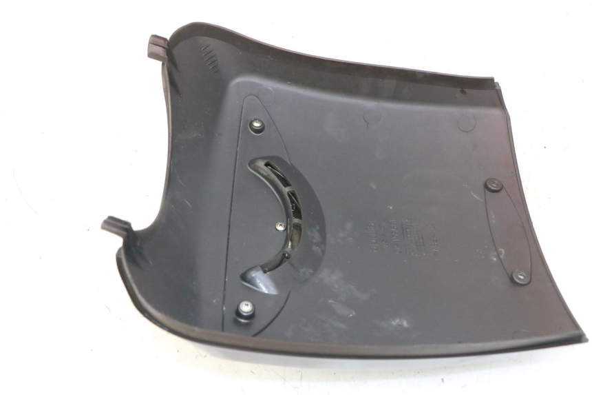 photo de CARENADO FRONTAL SUPERIOR APRILIA SCARABEO GT TOURING 125 (1999 - 2005) - Zoom estado de uso