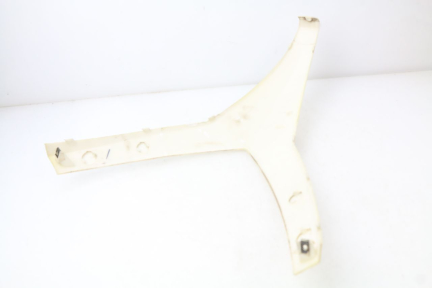 photo de CARENADO FRONTAL SUPERIOR RAZZO STEED 125 (2012 - 2018) - Otra perspectiva