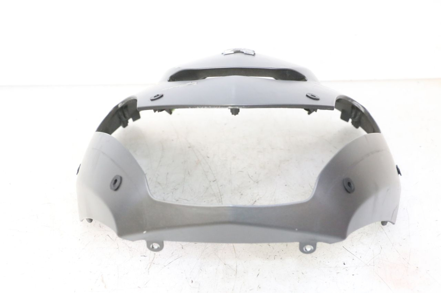 photo de CARENADO FRONTAL SUPERIOR PEUGEOT STREETZONE I NAKED 2T 50 (2018 - 2020) - Estado de la superficie y material