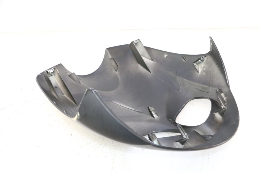 photo de CARENADO FRONTAL SUPERIOR PEUGEOT TKR TREKKER FURIOUS 50 (2005 - 2014) - Primer plano técnico