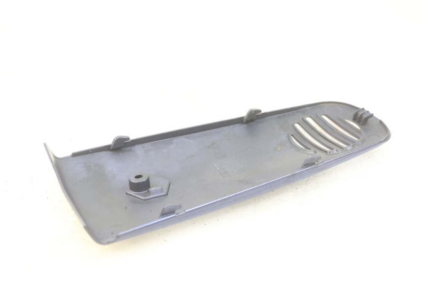 photo de FRENTE SUPERIOR PIAGGIO VESPA GRANTURISMO 125 (2003 - 2007) - Detalle de la pieza