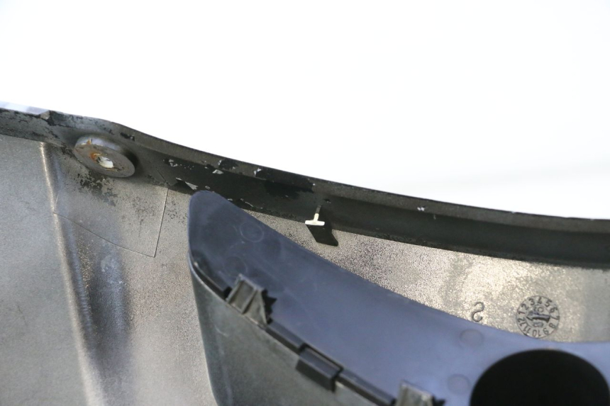 photo de FRENTE SUPERIOR YAMAHA XMAX X-MAX 125 (2006 - 2009) - Detalle de la pieza