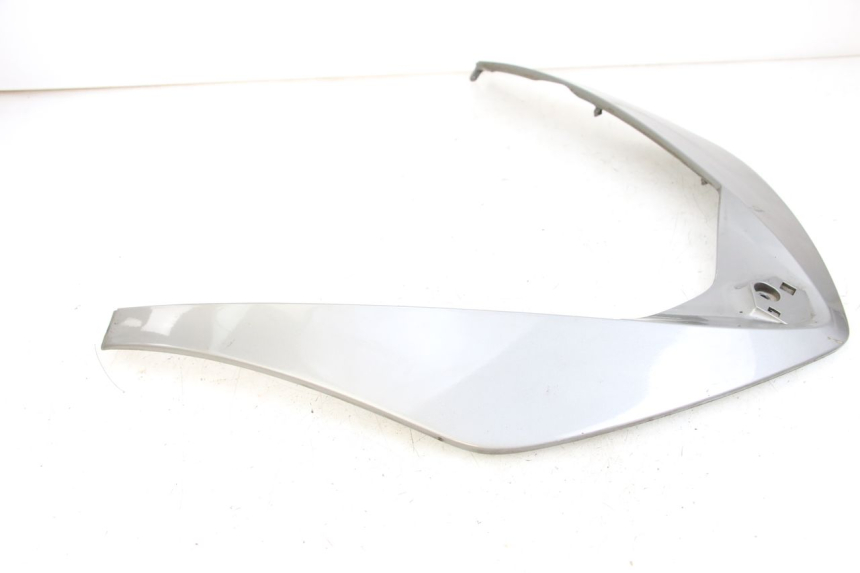 photo de FRENTE SUPERIOR PIAGGIO X10 125 (2012 - 2017) - Características distintivas