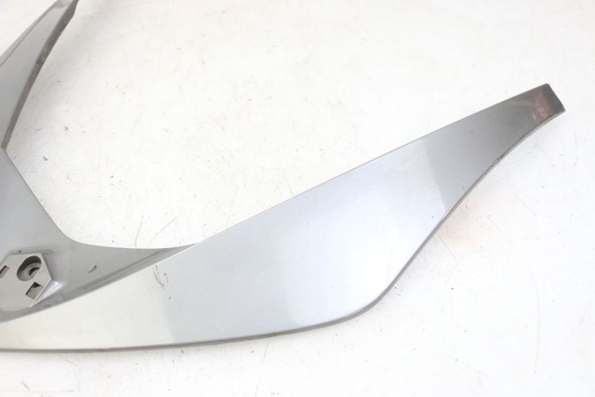 photo de FRENTE SUPERIOR PIAGGIO X10 125 (2012 - 2017) - Detalles de los puntos de fijación