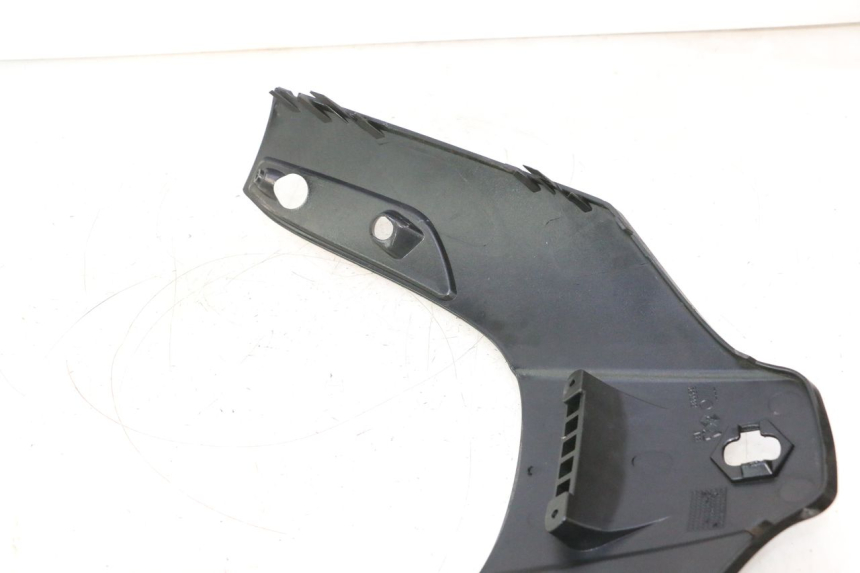 photo de CARENADO FRONTAL SUPERIOR PIAGGIO X8 STREET 125 (2006 - 2007) - Marcados y referencias originales