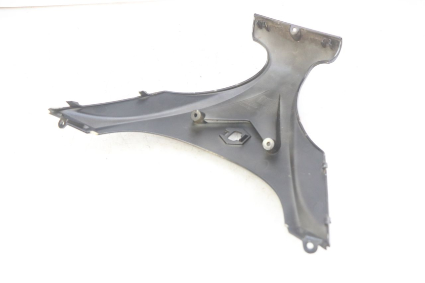 photo de FRENTE SUPERIOR PIAGGIO X9 EVOLUTION 125 (2003 - 2007) - Detalle de la pieza