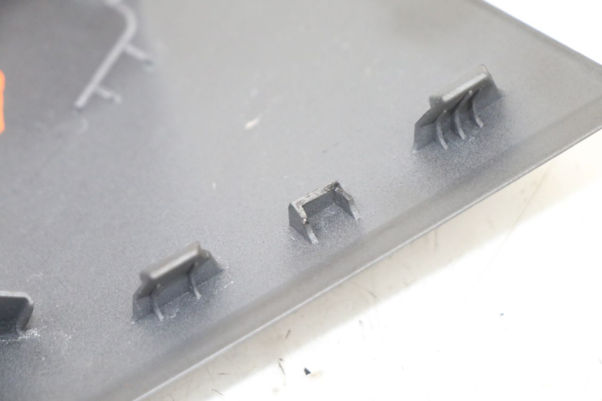 photo de CARENADO FRONTAL SUPERIOR YAMAHA TRACER 7 700 (2020 - 2024) - Estado de la superficie y material