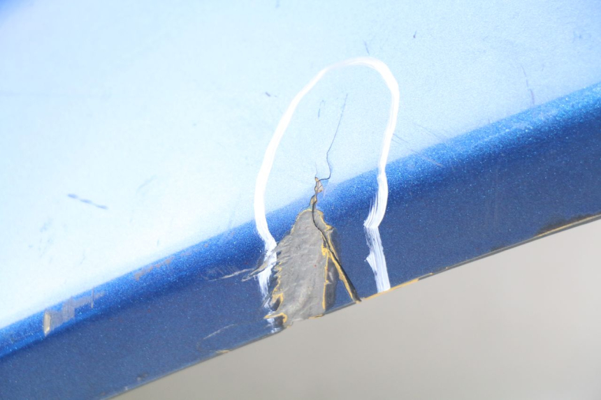 photo de CARENADO FRONTAL PEUGEOT SV 50 (1992 - 2004) - Enfoque en la estructura