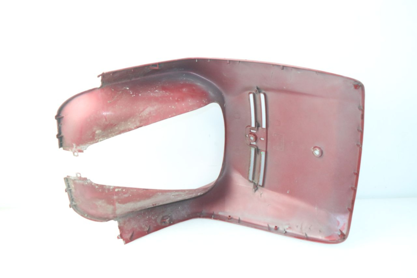 photo de CARENADO FRONTAL PEUGEOT SV 80 (1993 - 1997) - Detalles de los puntos de fijación