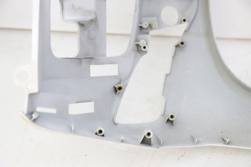 photo de CARENADO FRONTAL PEUGEOT TWEET PRO CARGO 50 (2018 - 2022) - Primer plano técnico